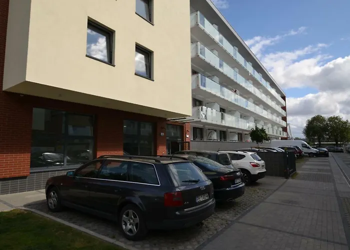 Apartament 28